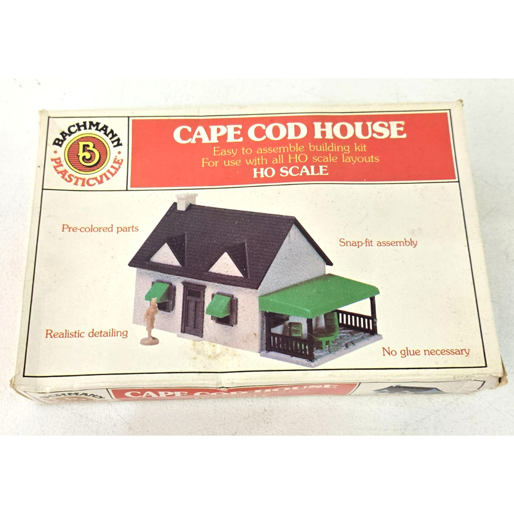 Vintage Bachmann HO Scale Cape Code House Model Train Building #45131